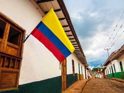 santander-colombia-flag-street